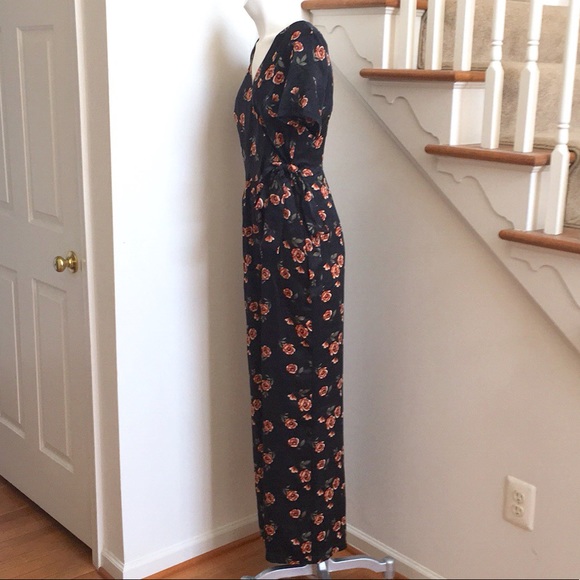 ❗️2 Left | Xhilaration Satin Floral Jumpsuit - Picture 2 of 8